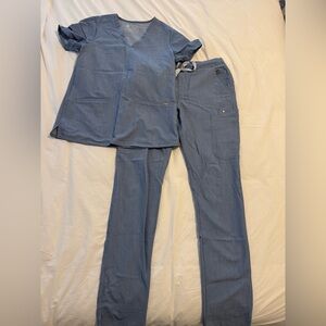 Figs light heather blue scrub set